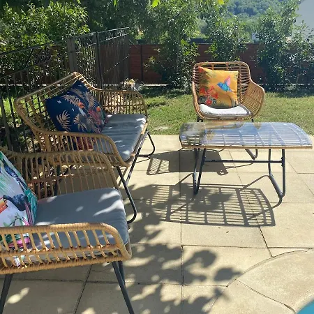 Avec Piscine En Drôme Provençale Villa